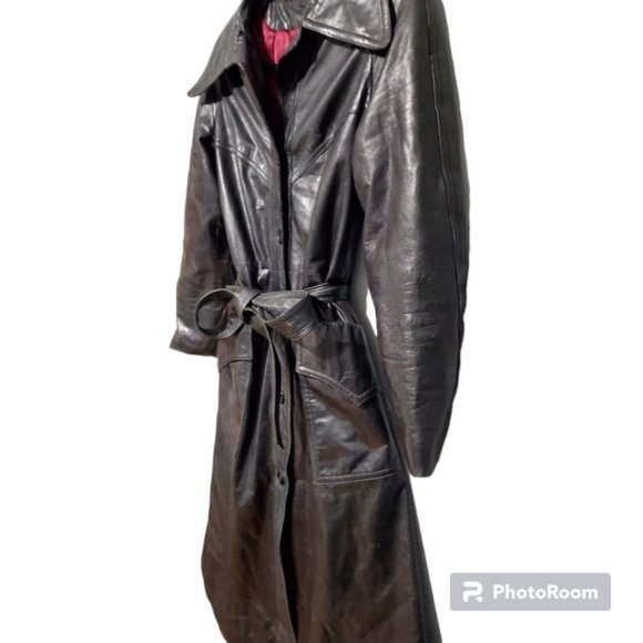 Vintage black Leather jacket, satin lining, midi lenth size small - Picture 6 of 6